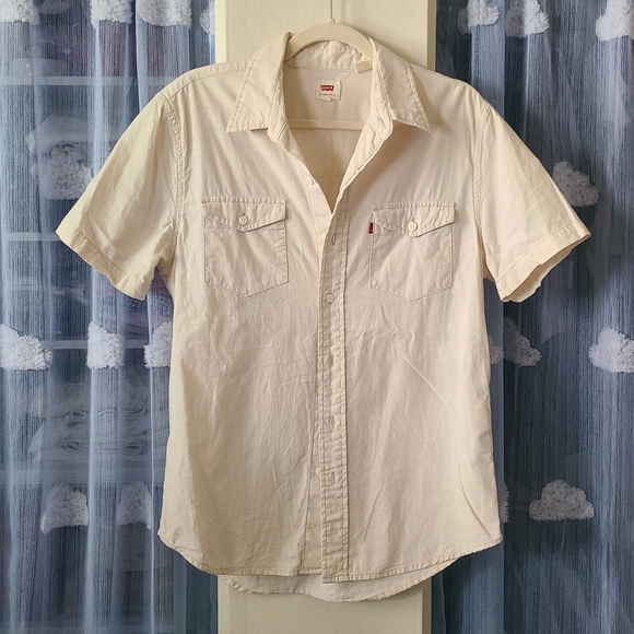 Levi's Other - Levi's Short Sleeve Button Up Shirt